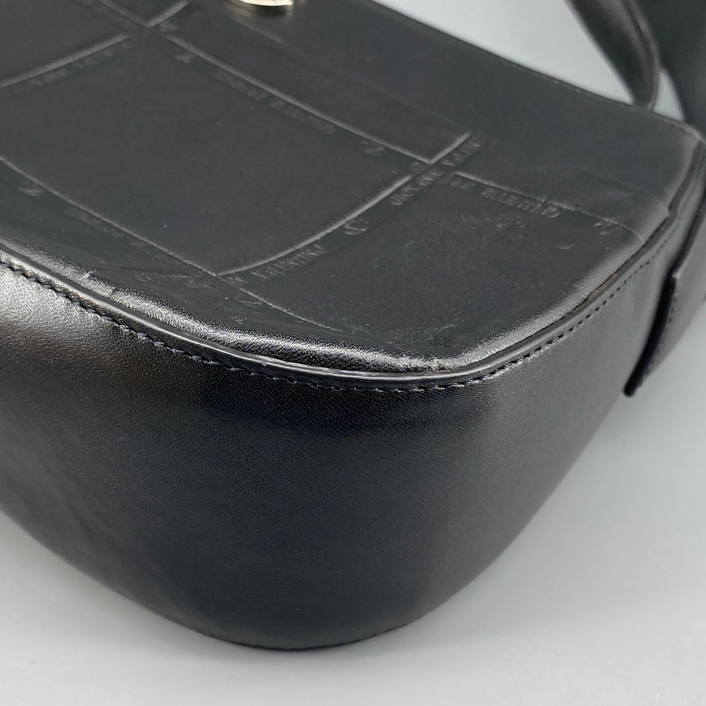 Giovanni Valentino Black Smooth Leather Logo Shoulder Bag