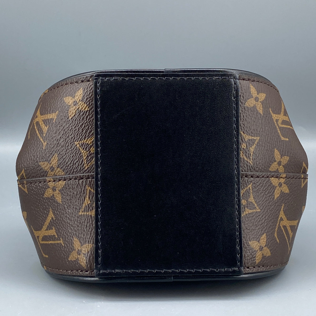 Louis Vuitton Boursicot Boite Chapeau Bag Reverse Monogram Giant shoulder bag