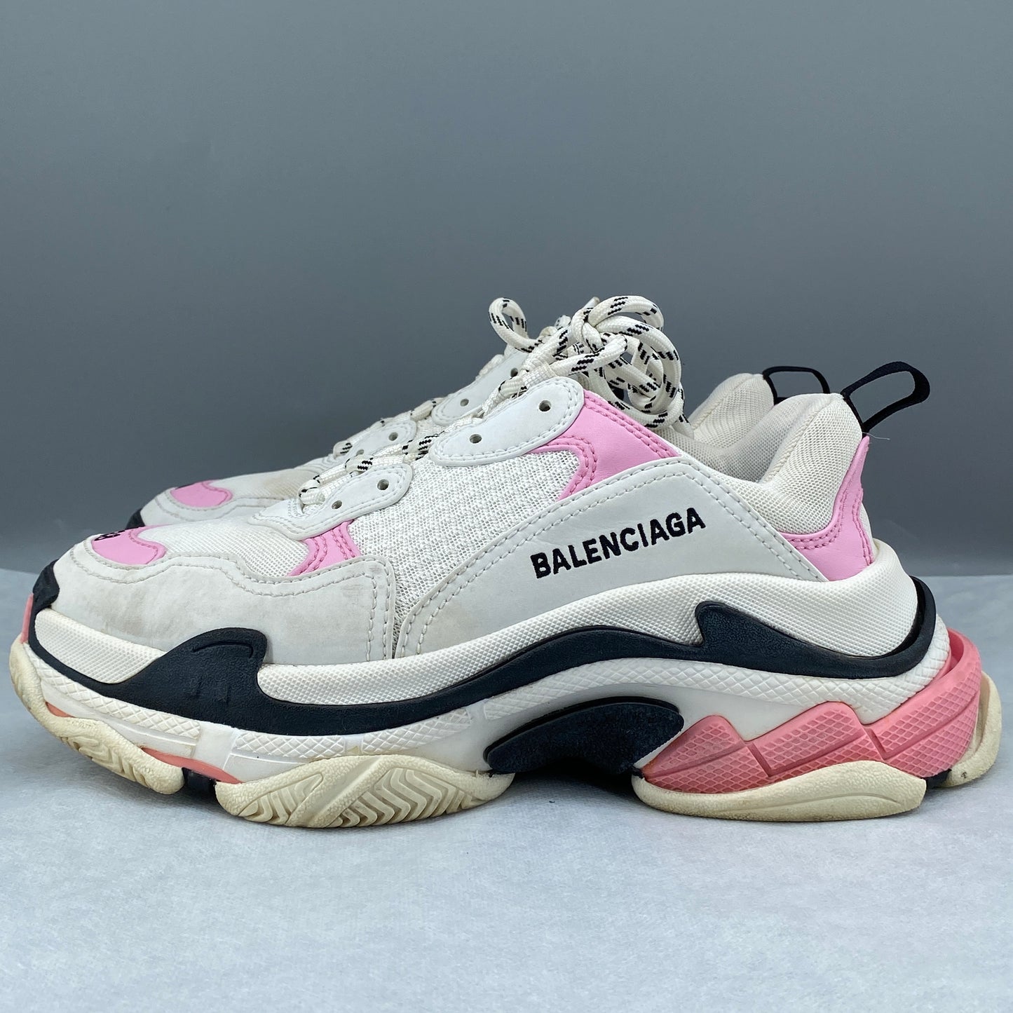 Balenciaga Women's Triple S Sneakers Size 38 White & Pink