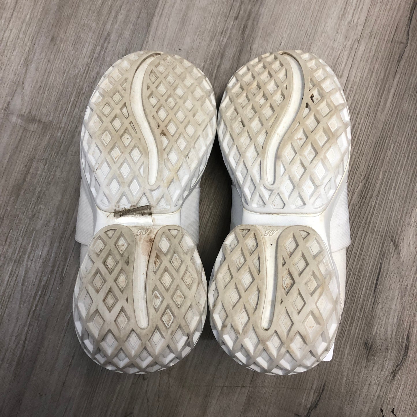 Roger Vivier Women's Strass Buckle Mesh Slip-On Sneaker Shoes 36 White