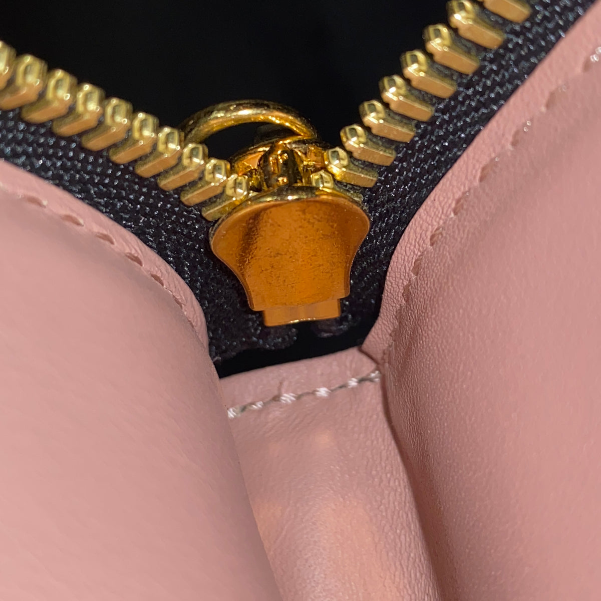 Louis Vuitton City Steamer MM Handbag Pink Black