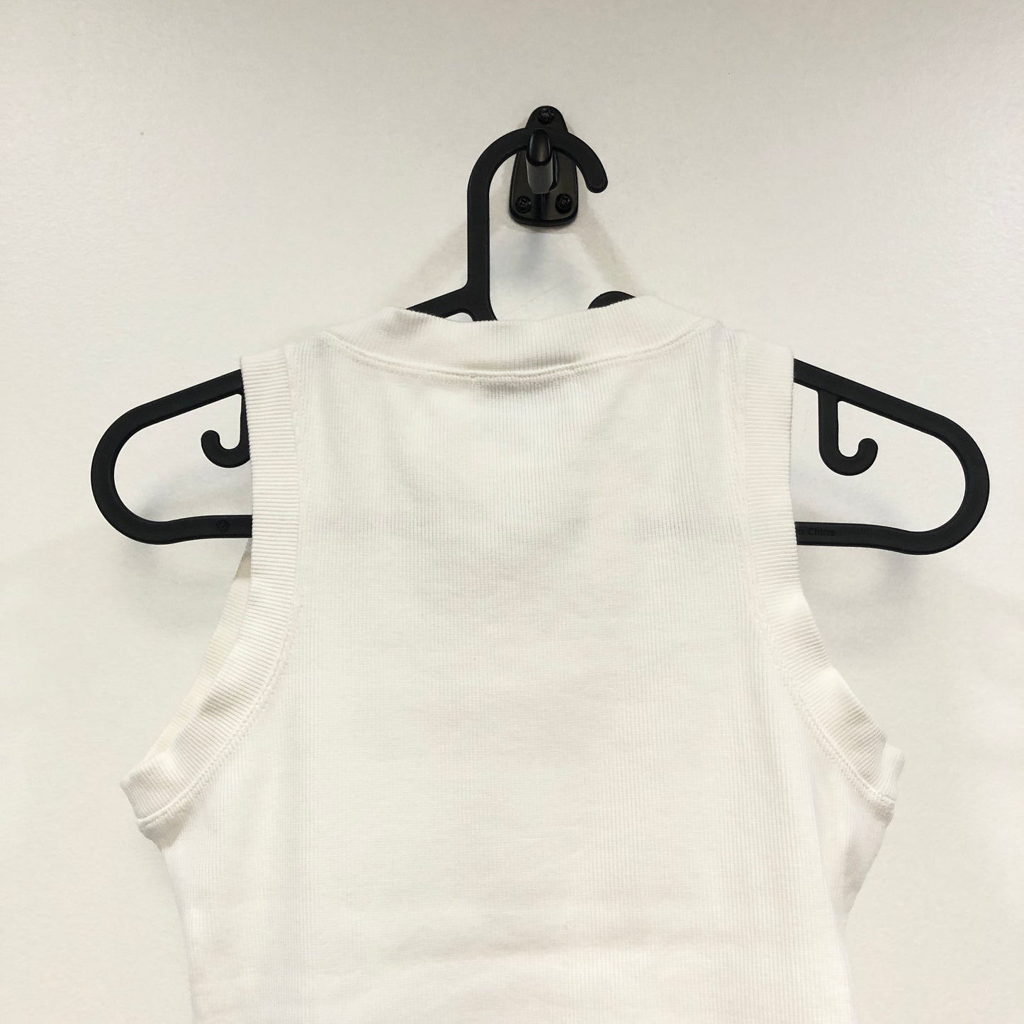 Off-White White Ribbed Sleeveless Tank Top Size 40