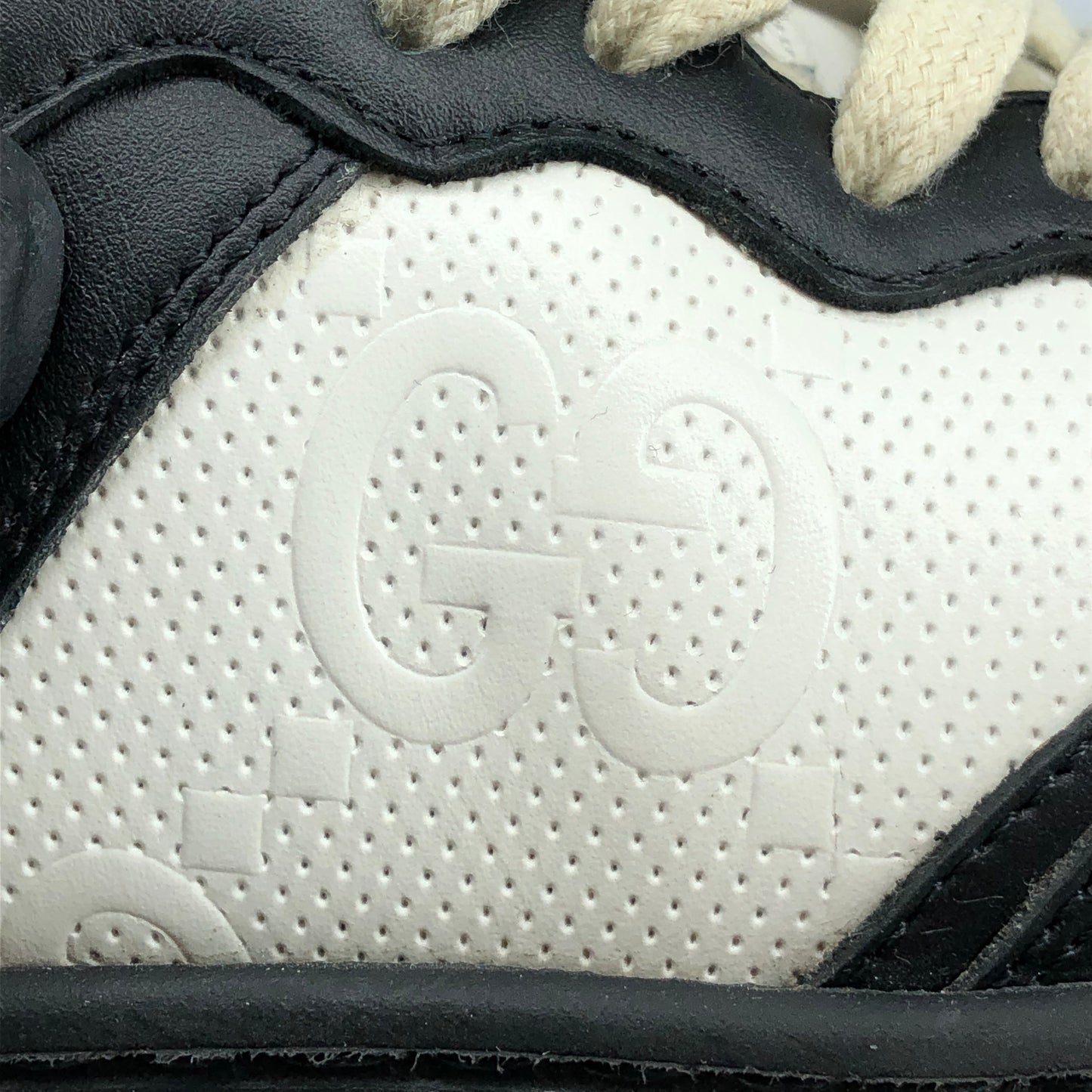 Gucci Women’s Low-Top Chunky Sneakers 35 black/white