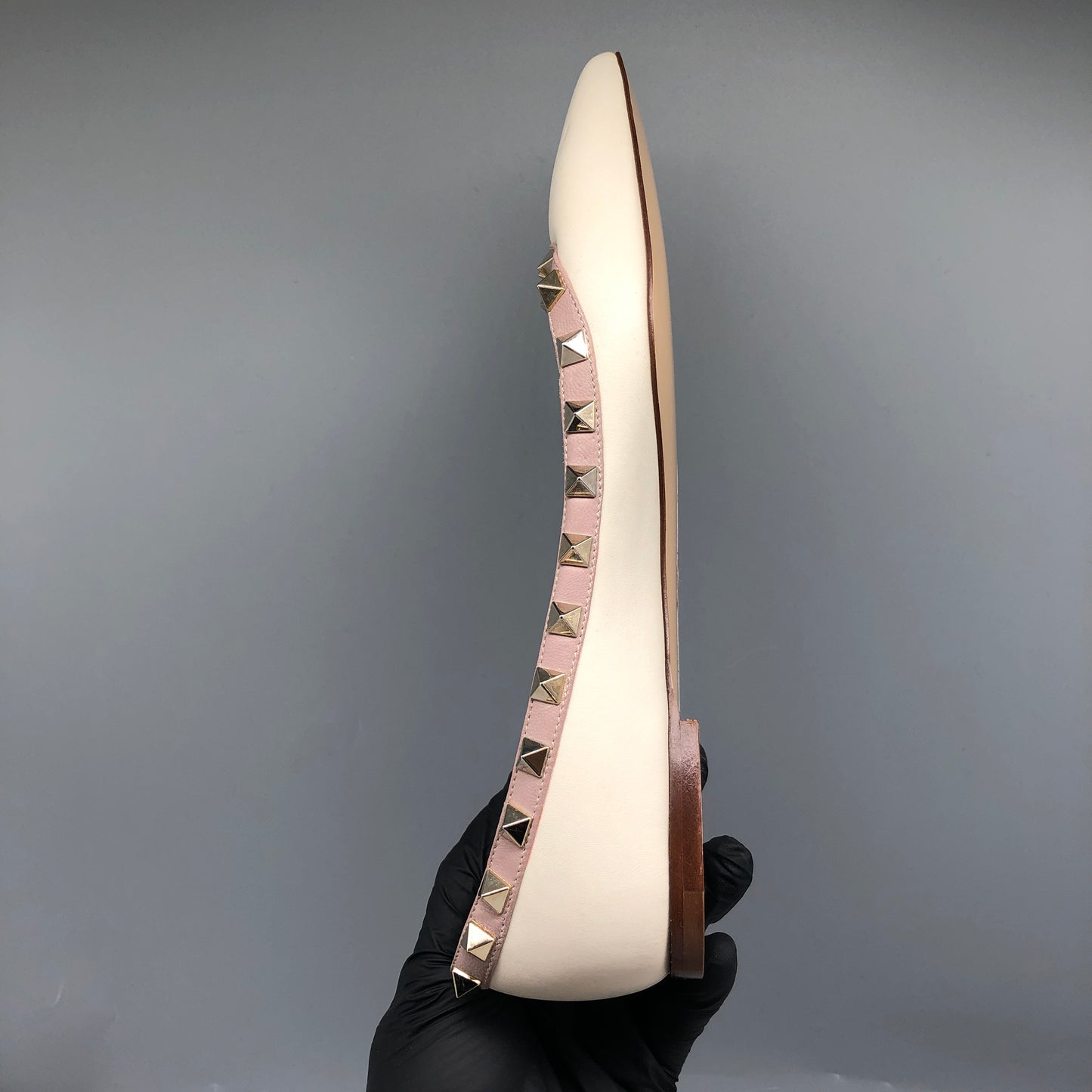 Valentino Cream Leather Rockstud Pointed Flats Size 36