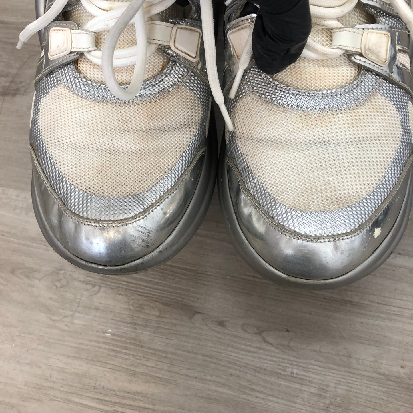 Louis Vuitton Unisex Archlight Mesh Metallic Silver White Chunky Sneaker Shoes 42
