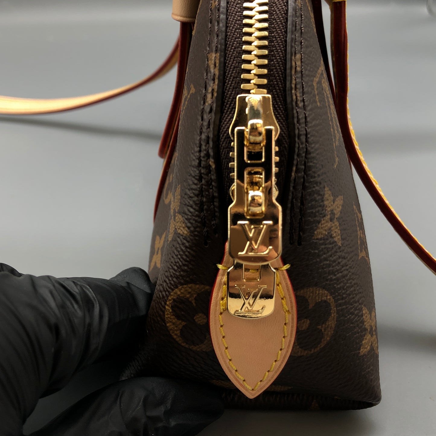 Louis Vuitton Brand New Squire East West Shoulder Bag