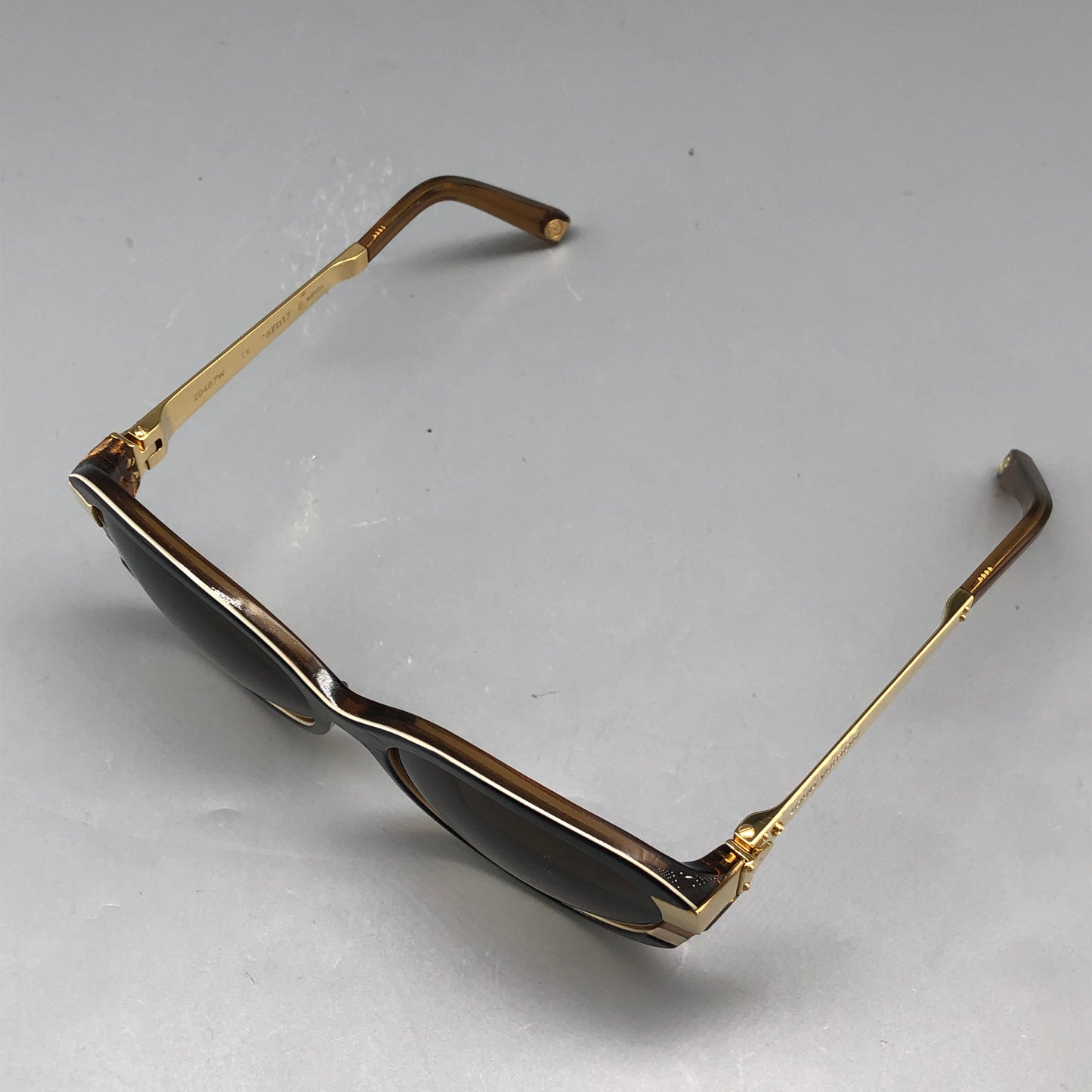 Louis Vuitton Round Frame Sunglasses Gold
