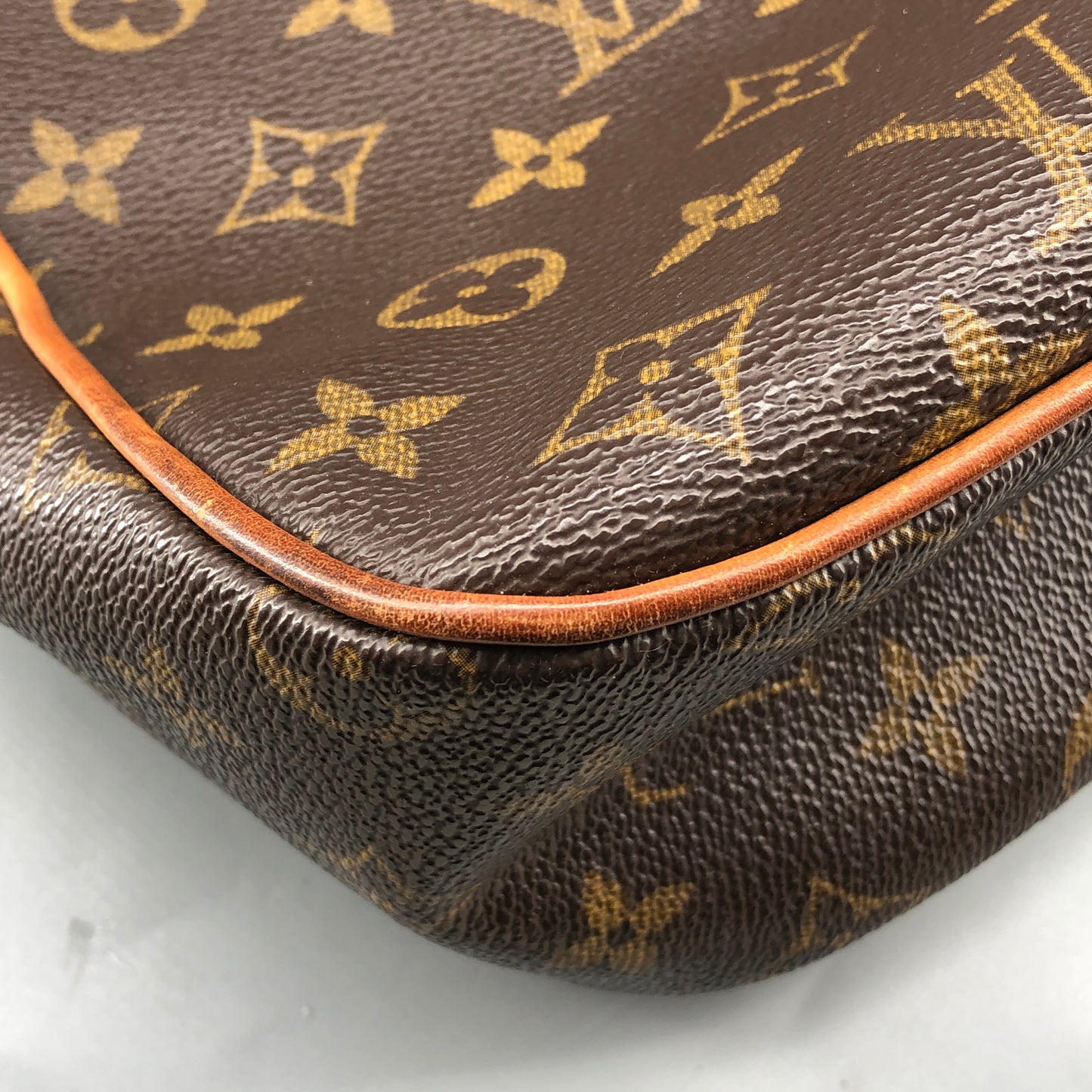 Louis Vuitton Hudson Monogram Canvas Shoulder Bag Brown
