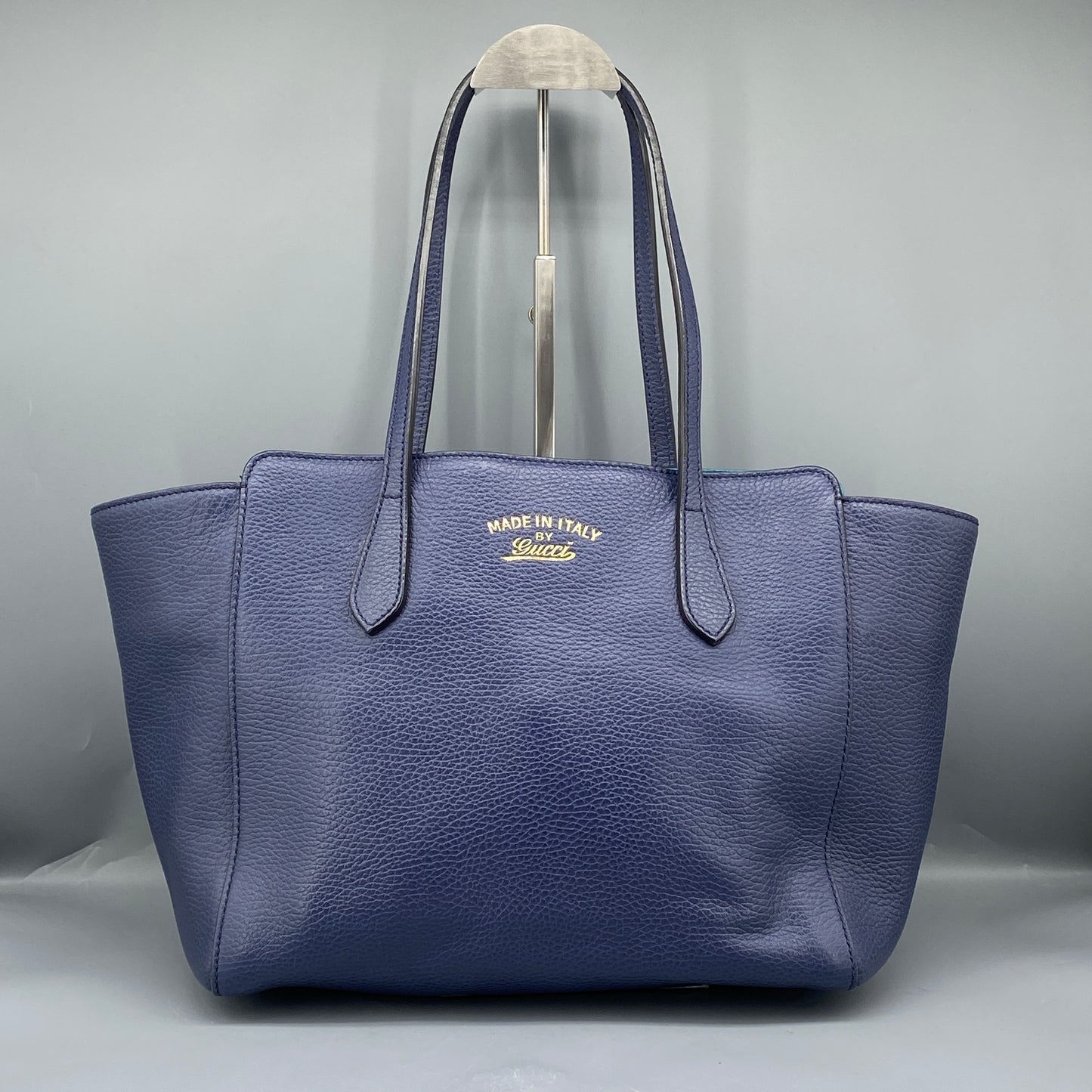 Gucci Grained Leather Tote Bag  Navy