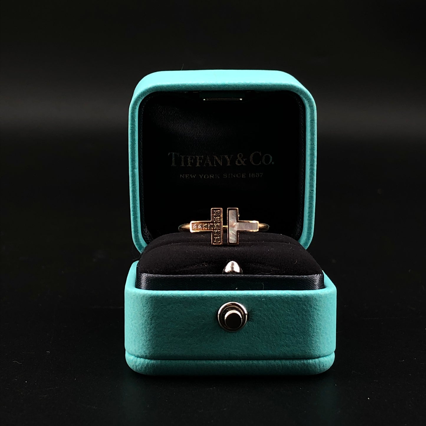 Tiffany & Co. AU750 18K Yellow Gold T Narrow Band Ring Size 57mm