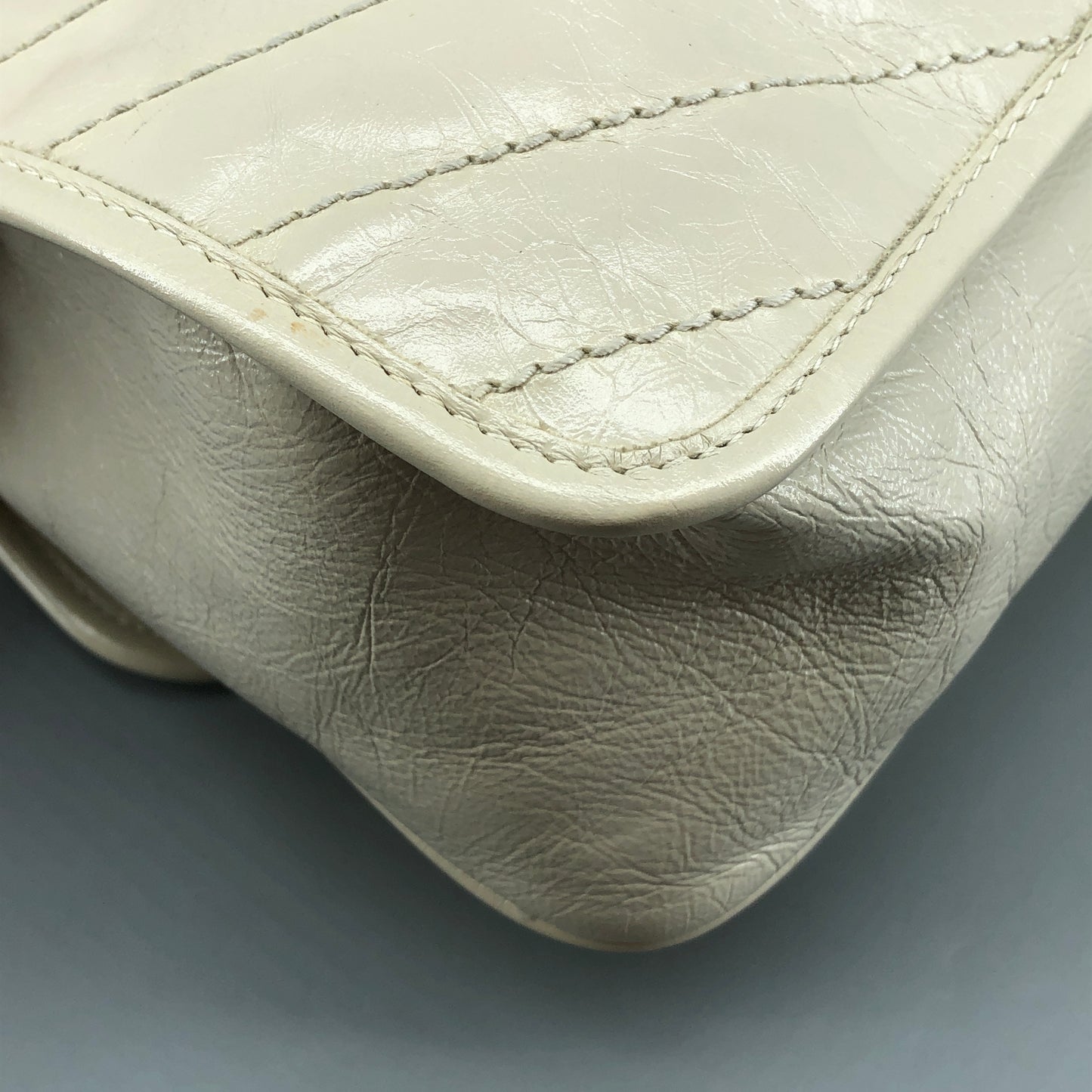 Saint Laurent Niki Medium Shoulder Bag Cream