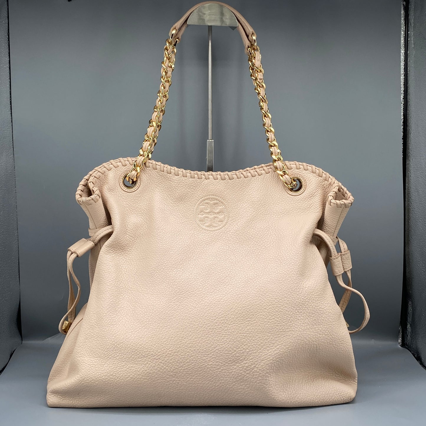 Tory Burch Nude Pebbled Leather Chain Shoulder Tote Bag