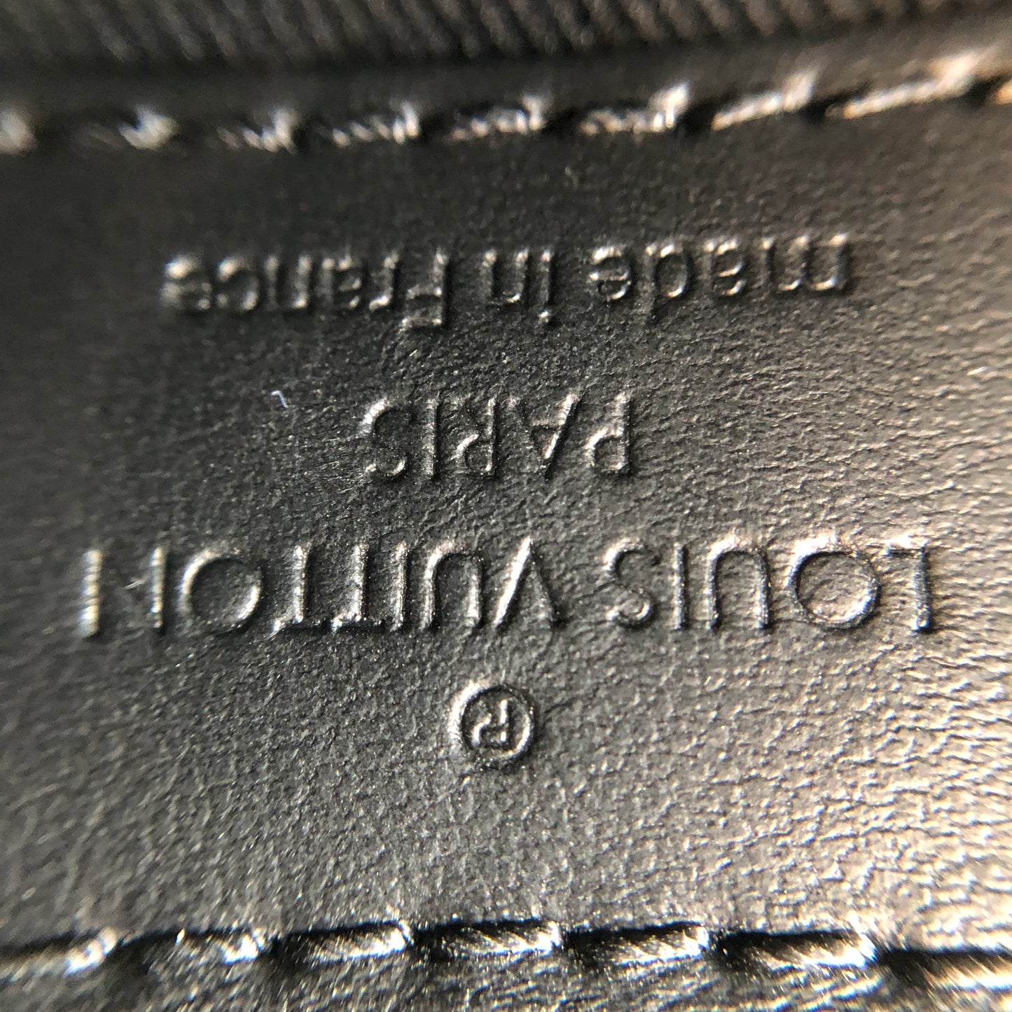 Louis Vuitton Monogram Taurillon Leather Steamer Wearable Wallet Black