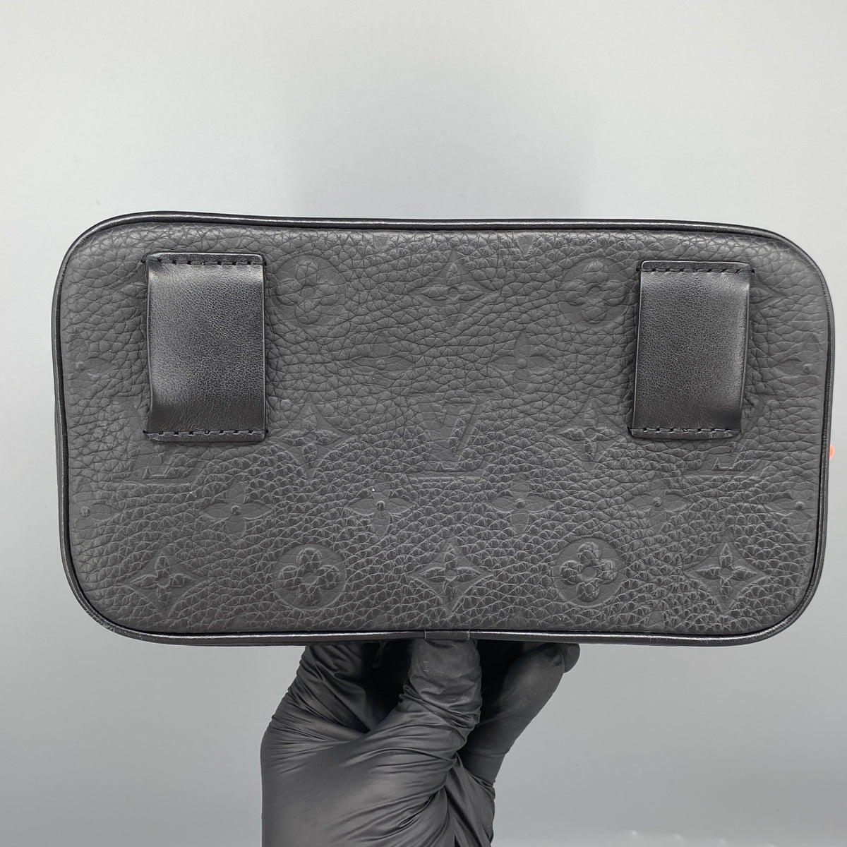 Louis Vuitton Taurillon Monogram Solar Ray Limited Volga Belt Bag Black