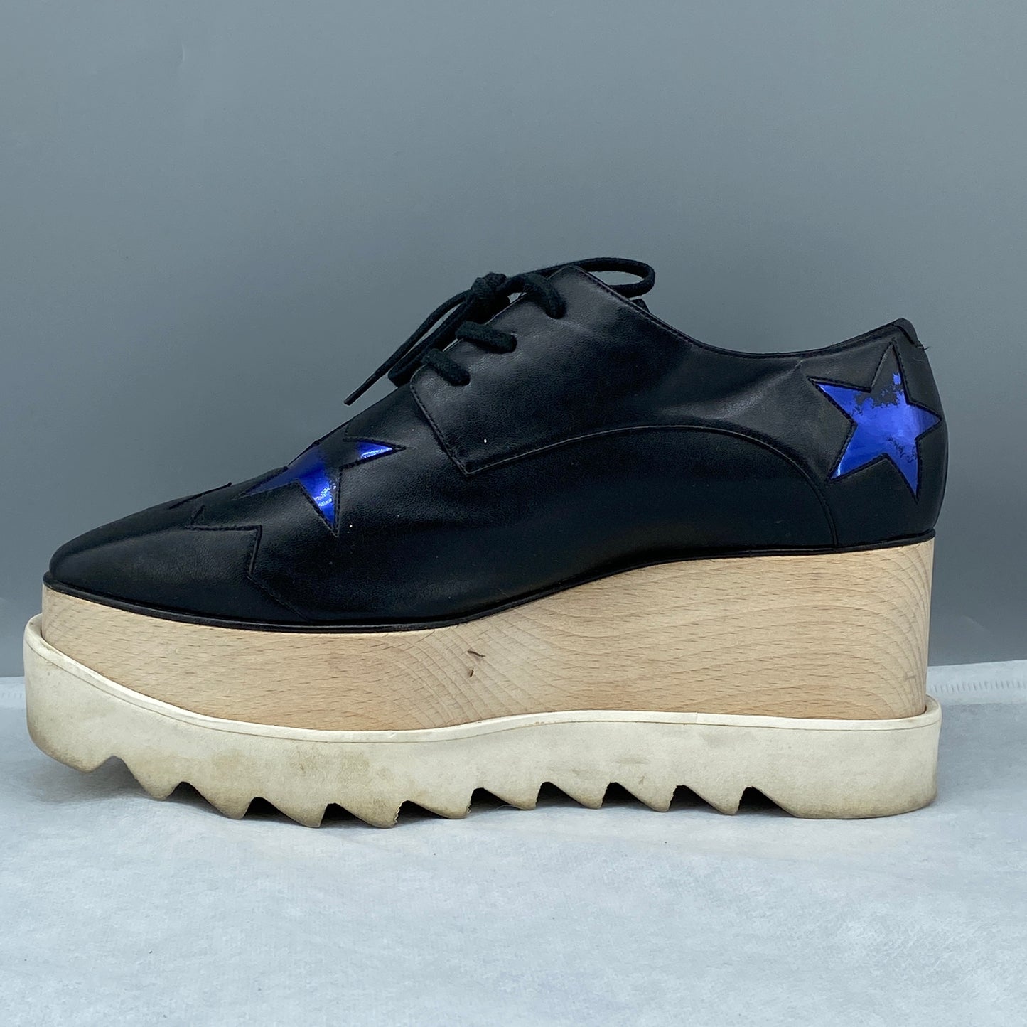 Stella McCartney Women's  Black Eco Leather Blue Star Appliqué Lace-Up Serrated Platform Brogues Size 36.5