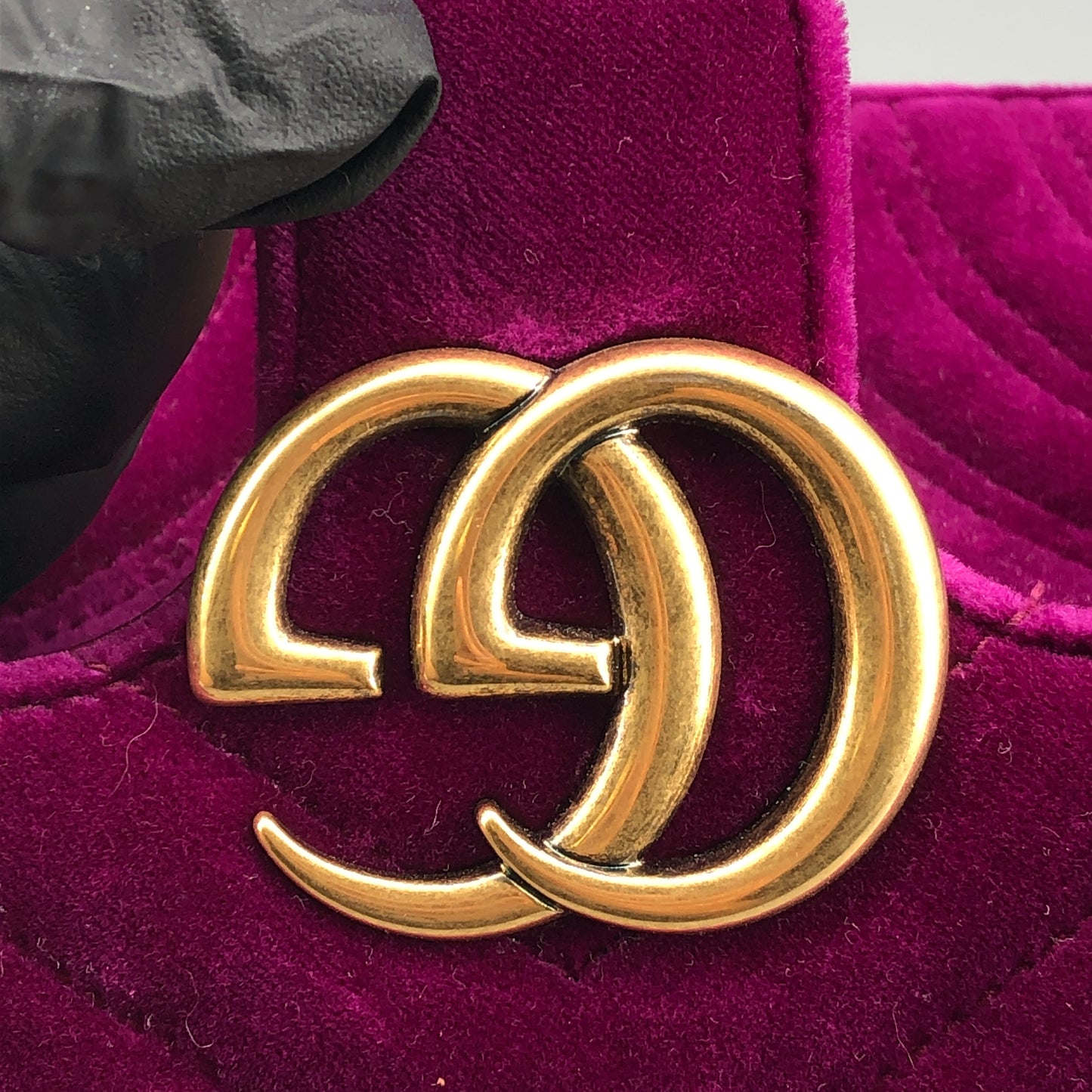 Gucci Marmont Fuchsia Velvet Matelasse Chain Shoulder Bag