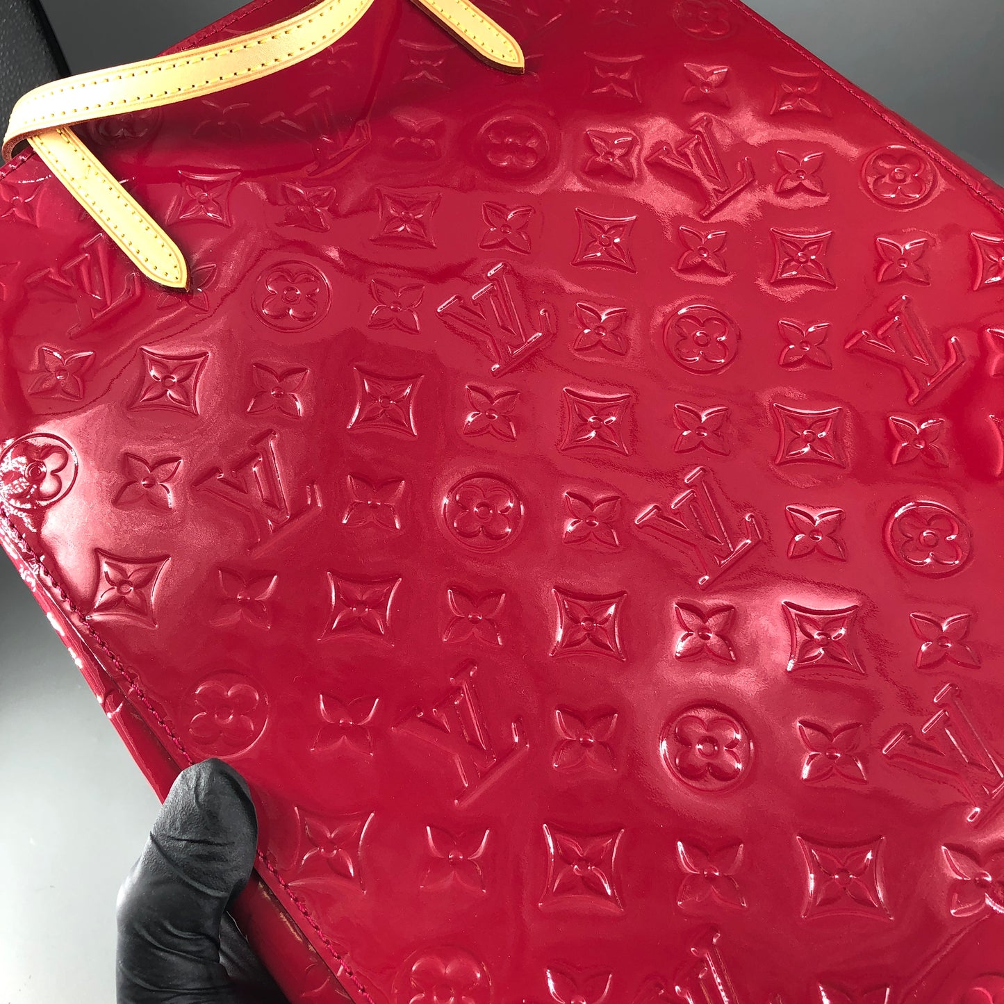 Louis Vuitton Vernis MM Vertical Tote Bag Hot Pink Monogram Patent Leather