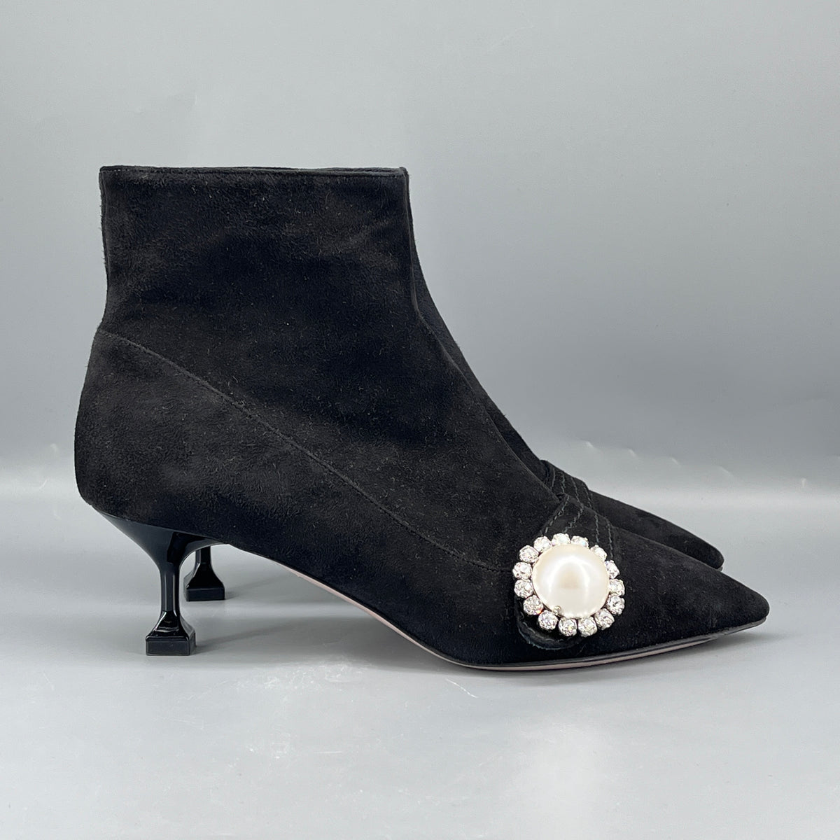Miu Miu Women Black Suede Pearl Crystal Pointed Ankle Boots size 36