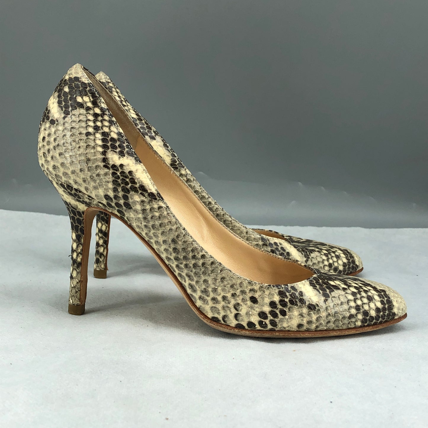 Jimmy Choo Genuine Snake Skin Pointed Stiletto Pumps 35
