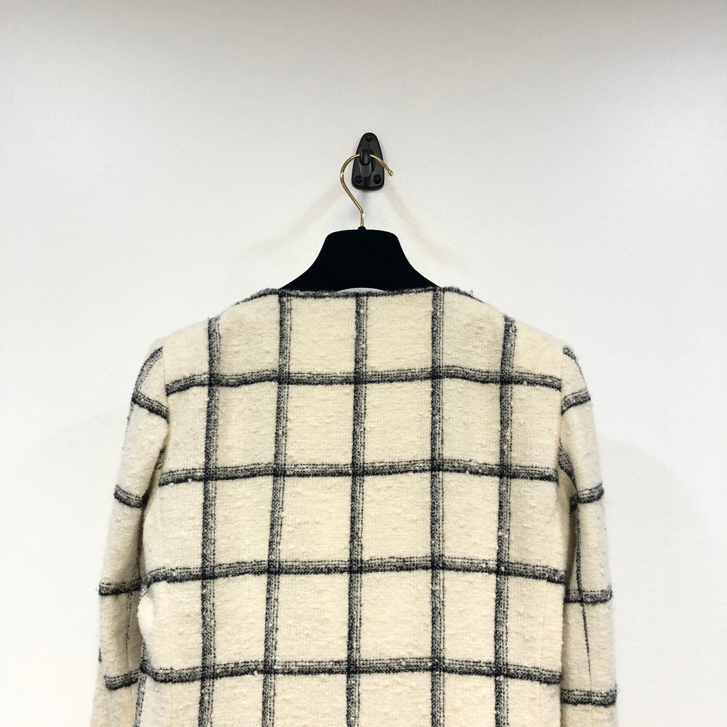 Chanel White Black Plaid Tweed Dress Floral Pocket Embellishment Size 38