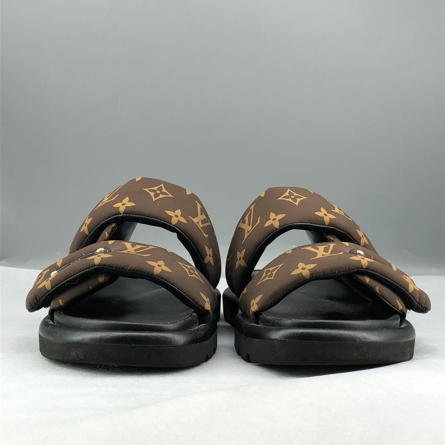 Louis Vuitton Unisex Monogram Slide Sandals 39 Brown