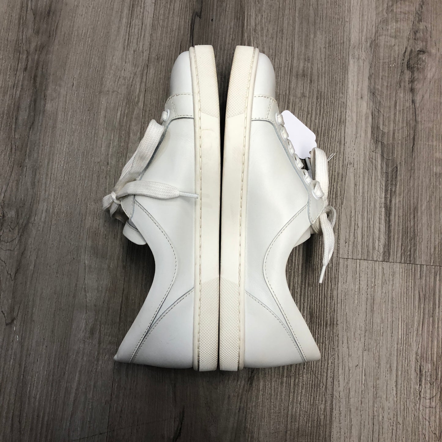 Christian Louboutin Women's White Calfskin Low Top Lace Up Sneaker Shoes 35.5