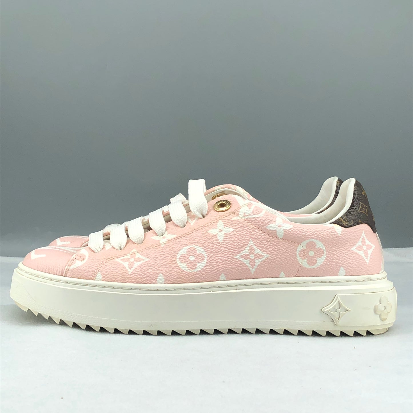 Louis Vuitton Women's Monogram Pink Canvas Low Top Sneakers Size 38 Light Pink