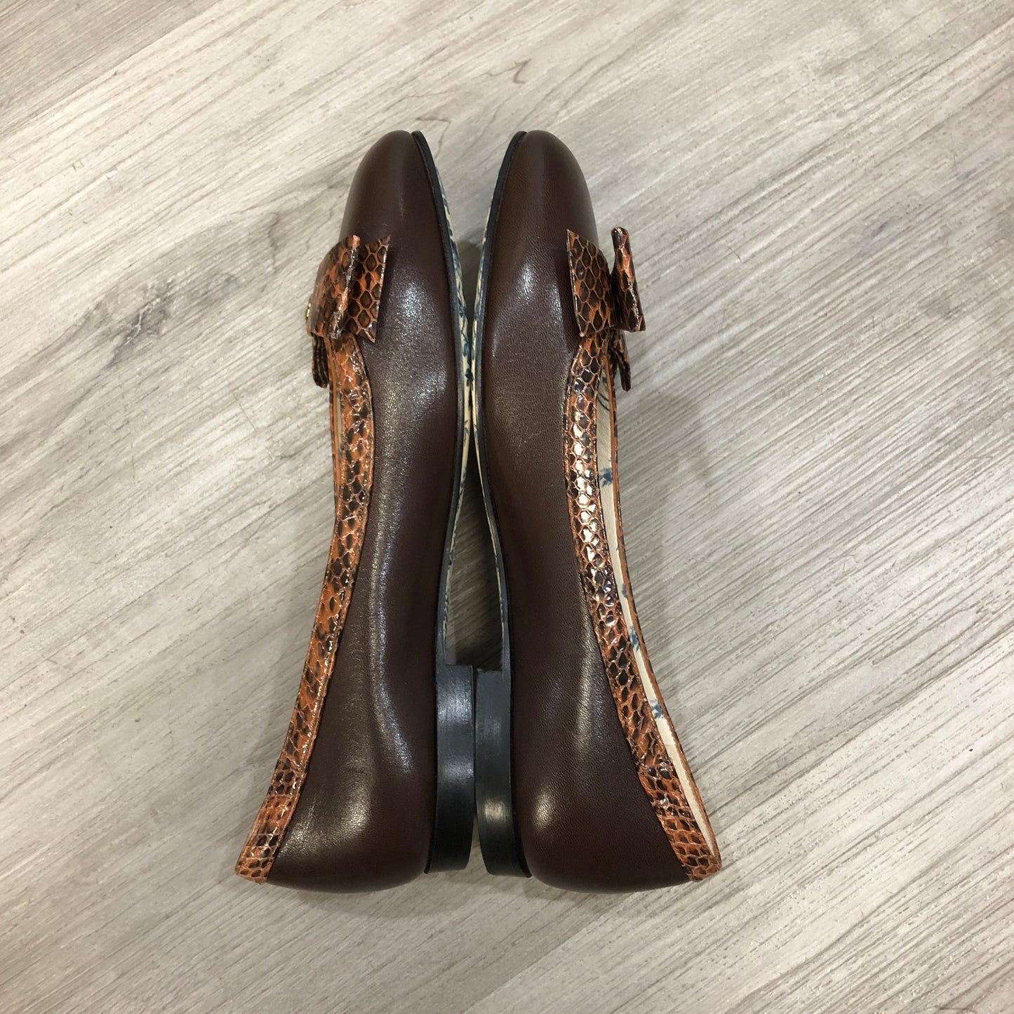 Gucci Snake Trim Double G Flat Loafers Size 35 Brown