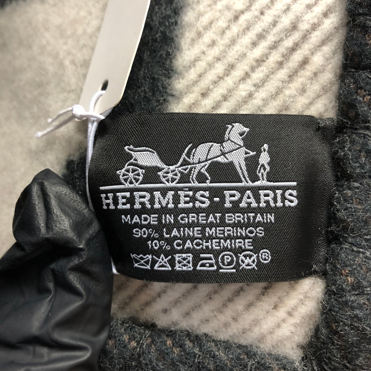 Hermes Avalon H Wool Cashmere Blanket  Cream/Dark Grey