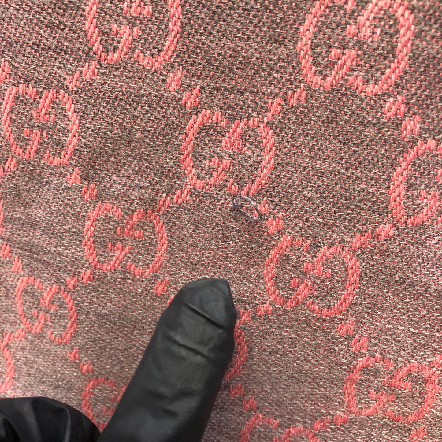 Gucci GG Supreme Reversible Wool Scarf