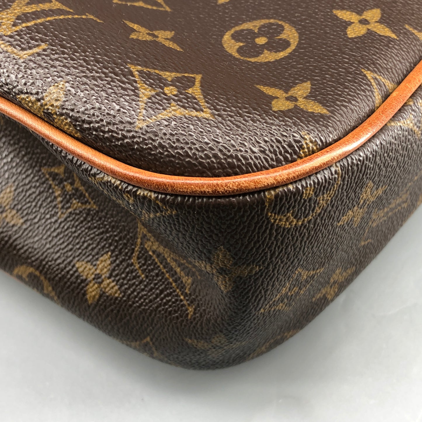 Louis Vuitton Hudson Monogram Canvas Shoulder Bag Brown