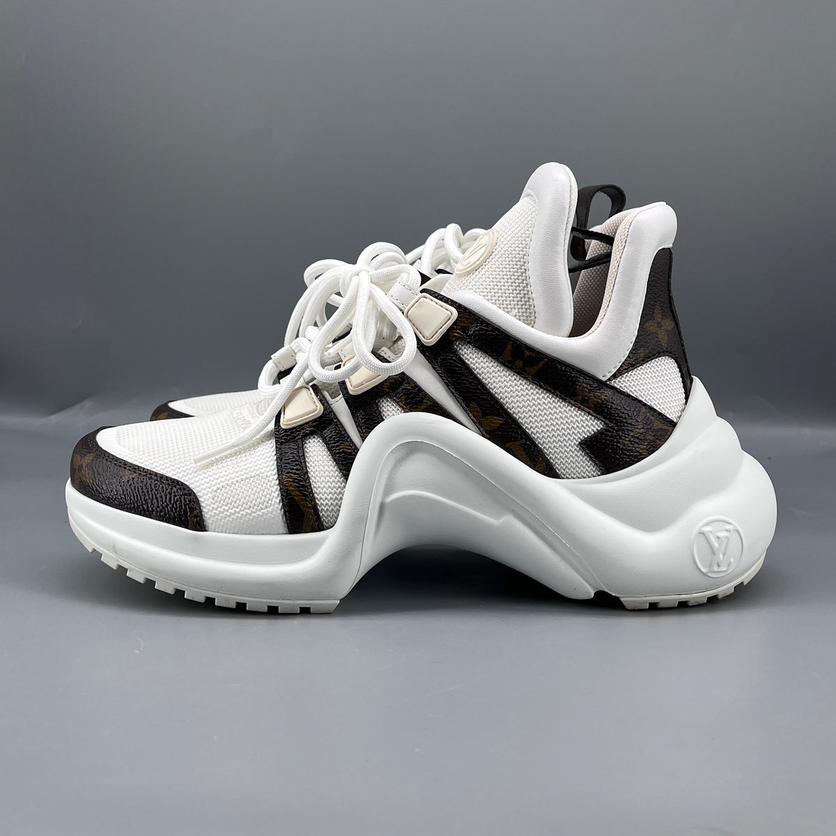 Louis Vuitton White & Brown Mesh & Leather Archlight Sneakers size 37