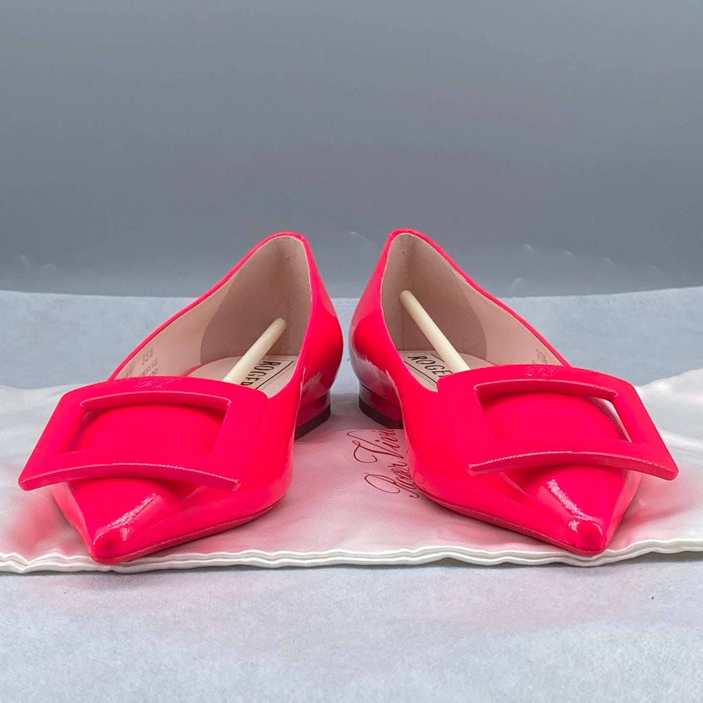 Roger Vivier Women Hot Pink Patent Square Buckle Flat Pumps Size 35.5