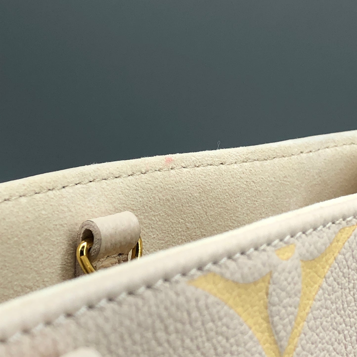 Louis Vuitton Onthego PM Tote Bag Cream Monogram