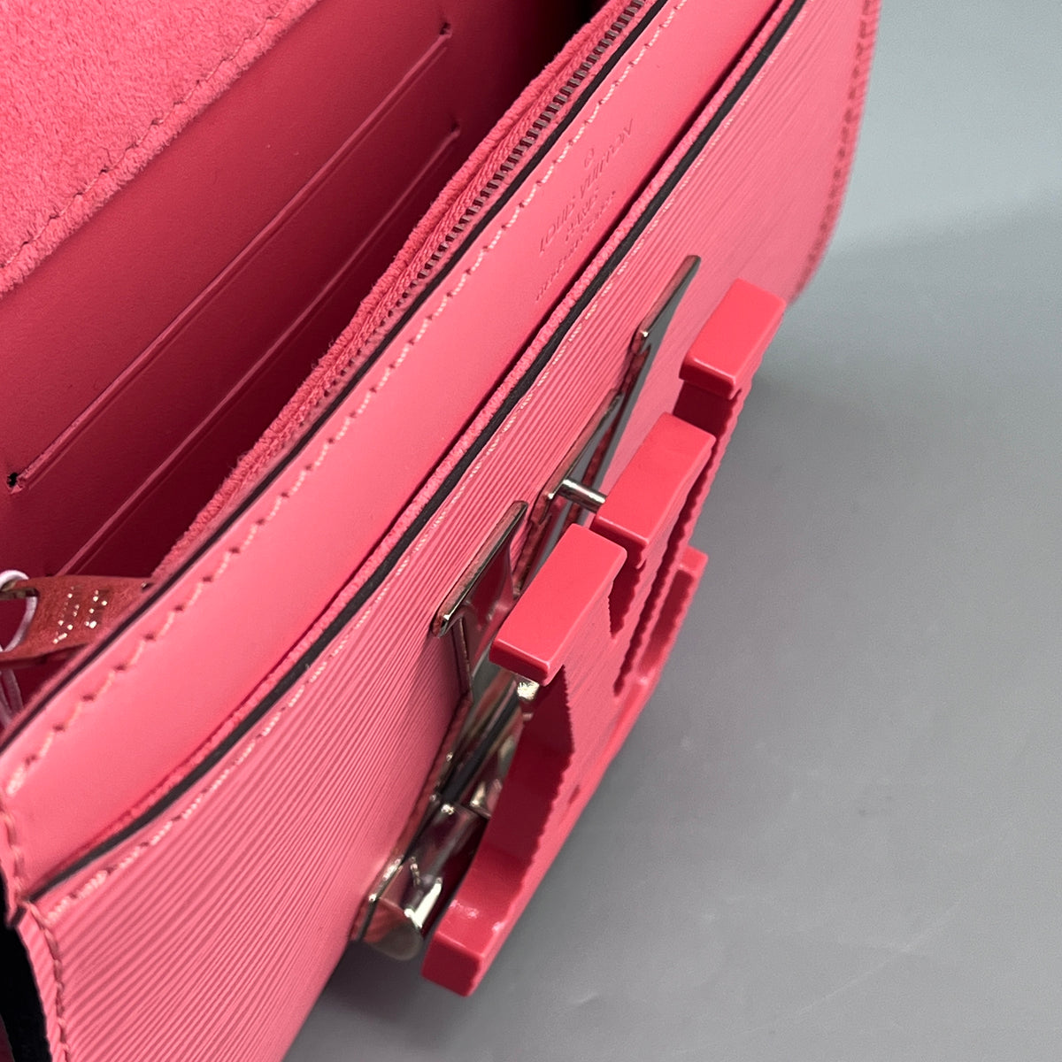 Louis Vuitton Coral Pink Epi Wallet On Chain