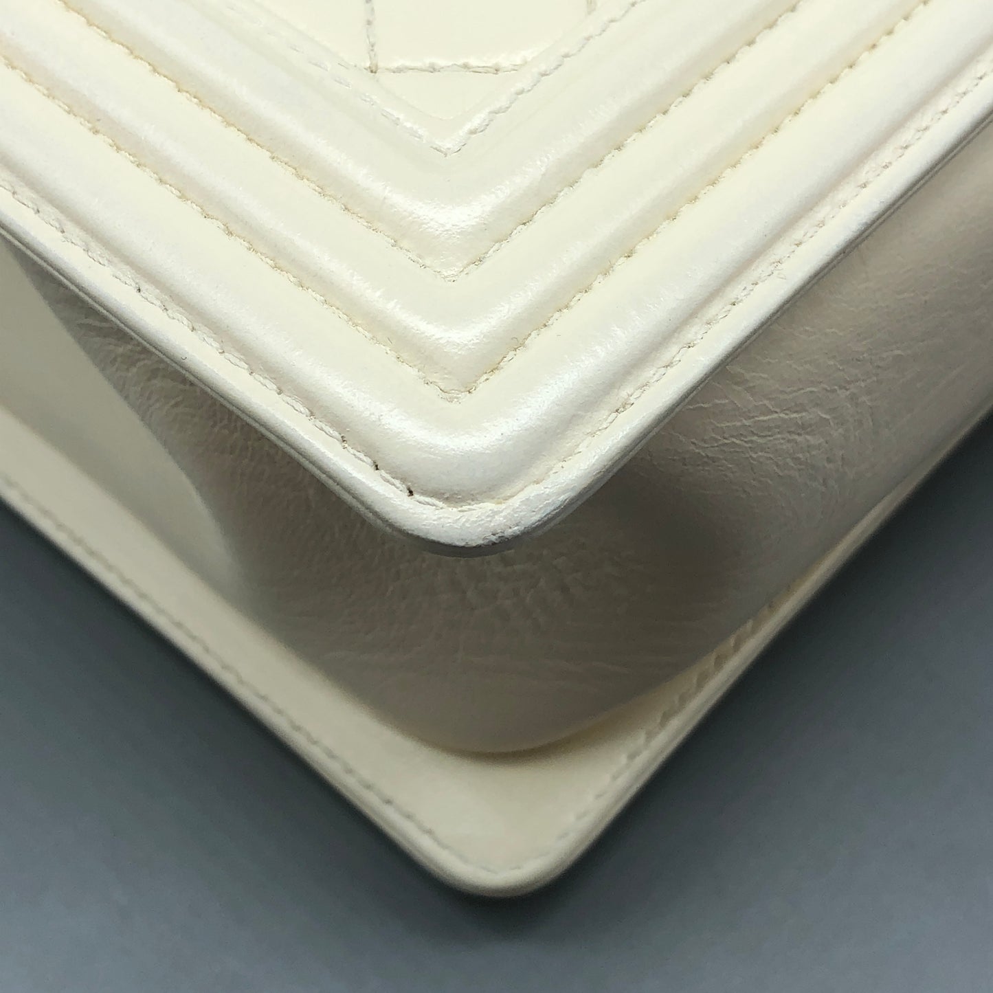 Chanel Boy Flap Quilted Leather Shoulder Bag Cream