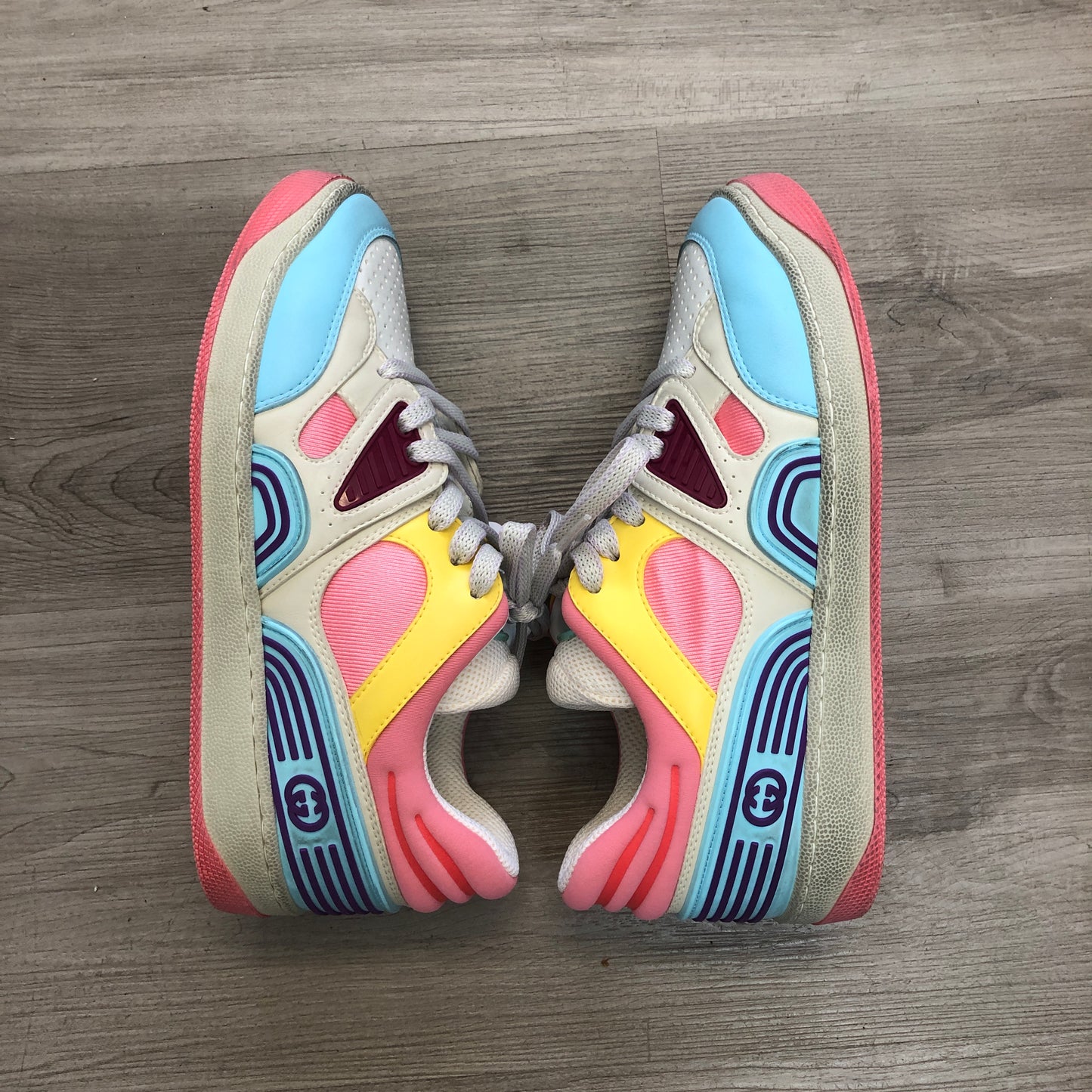 Gucci Women's Basket Multicolor Leather Low Top Sneaker Shoes 35.5 White Blue Pink Purple