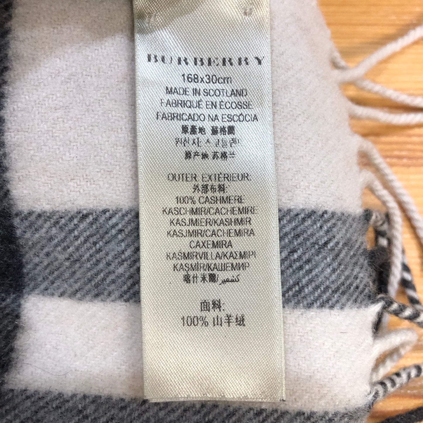 Burberry Classic Vintage Check 100% Cashmere Scarf Beige/Black/Red