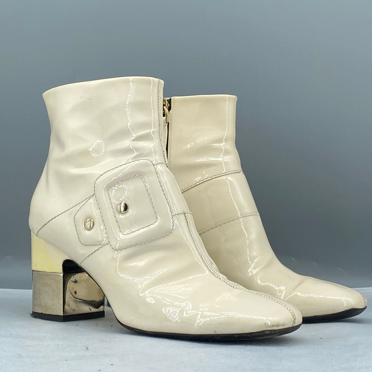 Roger Vivier Cream Patent Leather Block Heel Ankle Boots Size 37.5