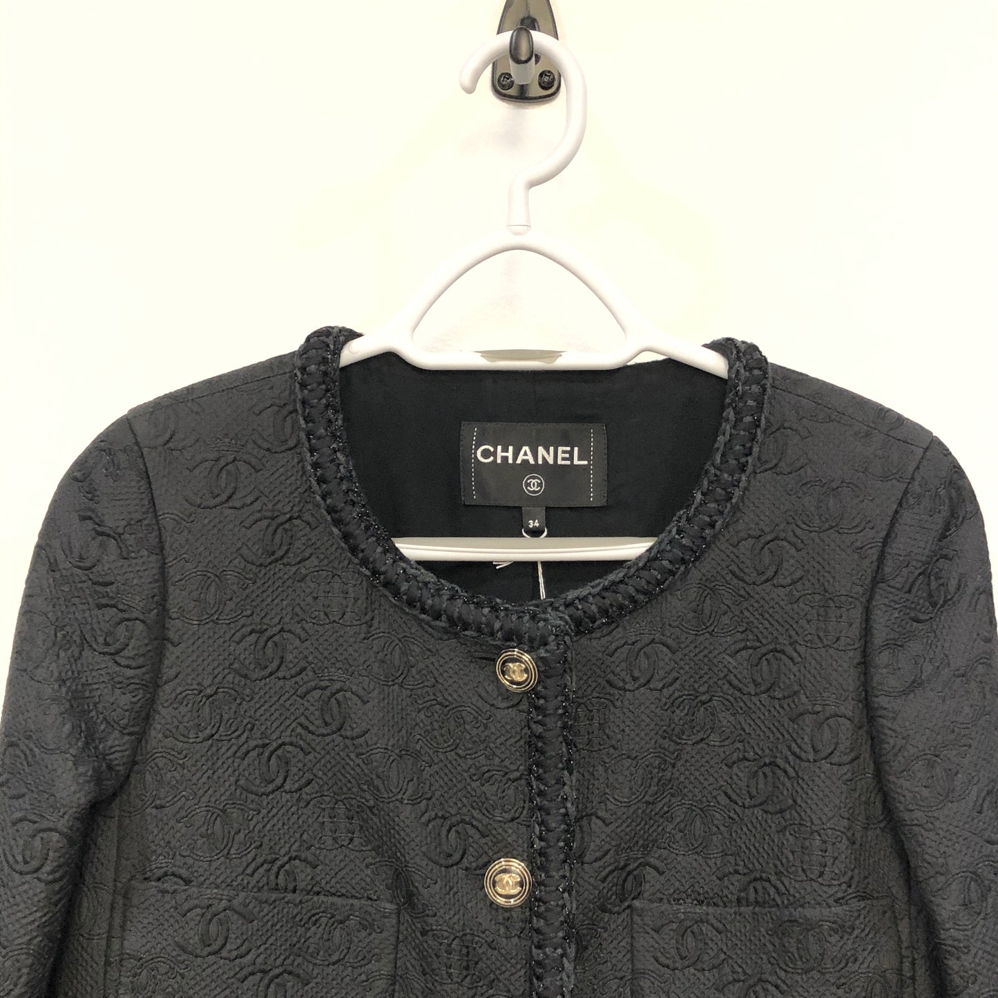 Chanel  CC logo jacquard pattern Black Tweed Round Neck Short Jacket Size 34