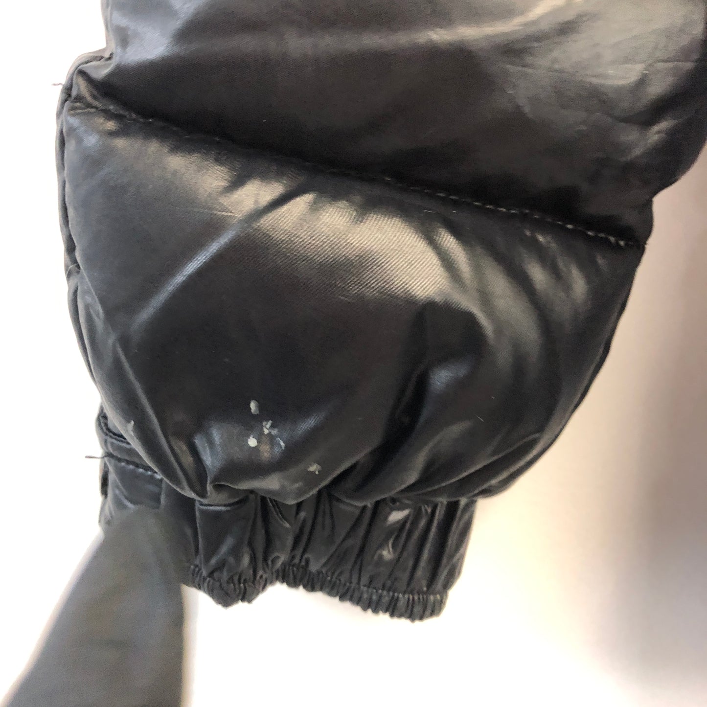 Moncler Kids Detachable Hood Down Jacket 4Y / 104cm Black