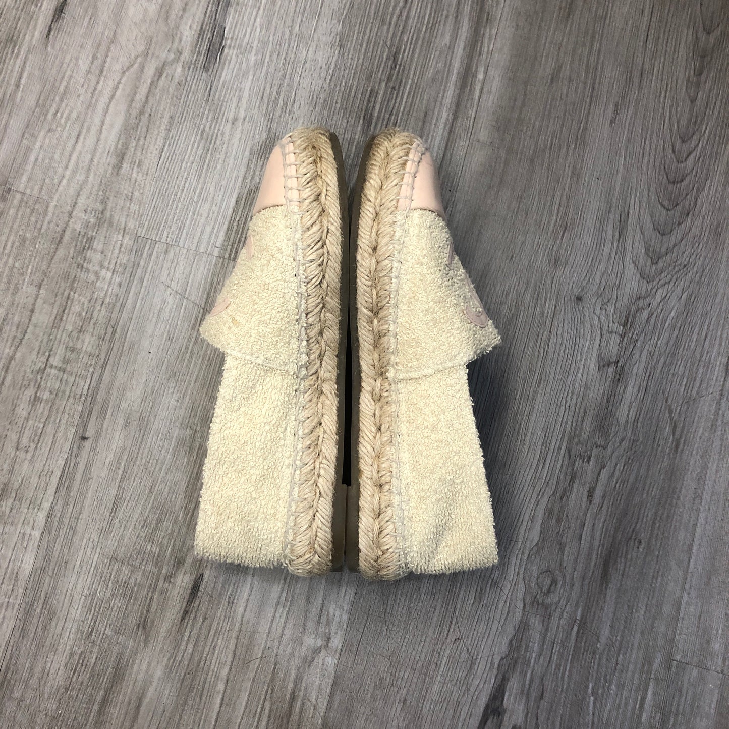 Chanel Women's Espadrilles Size 35C Cream/Pink