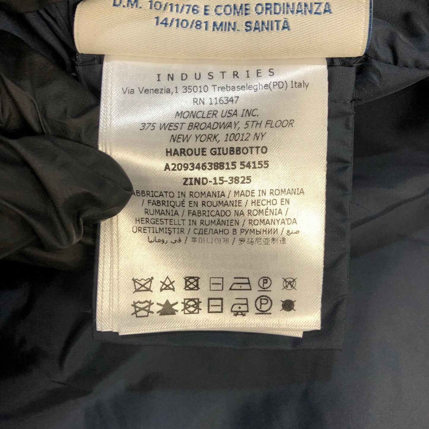 Moncler Dark Blue Quilted Down Jacket Size 00