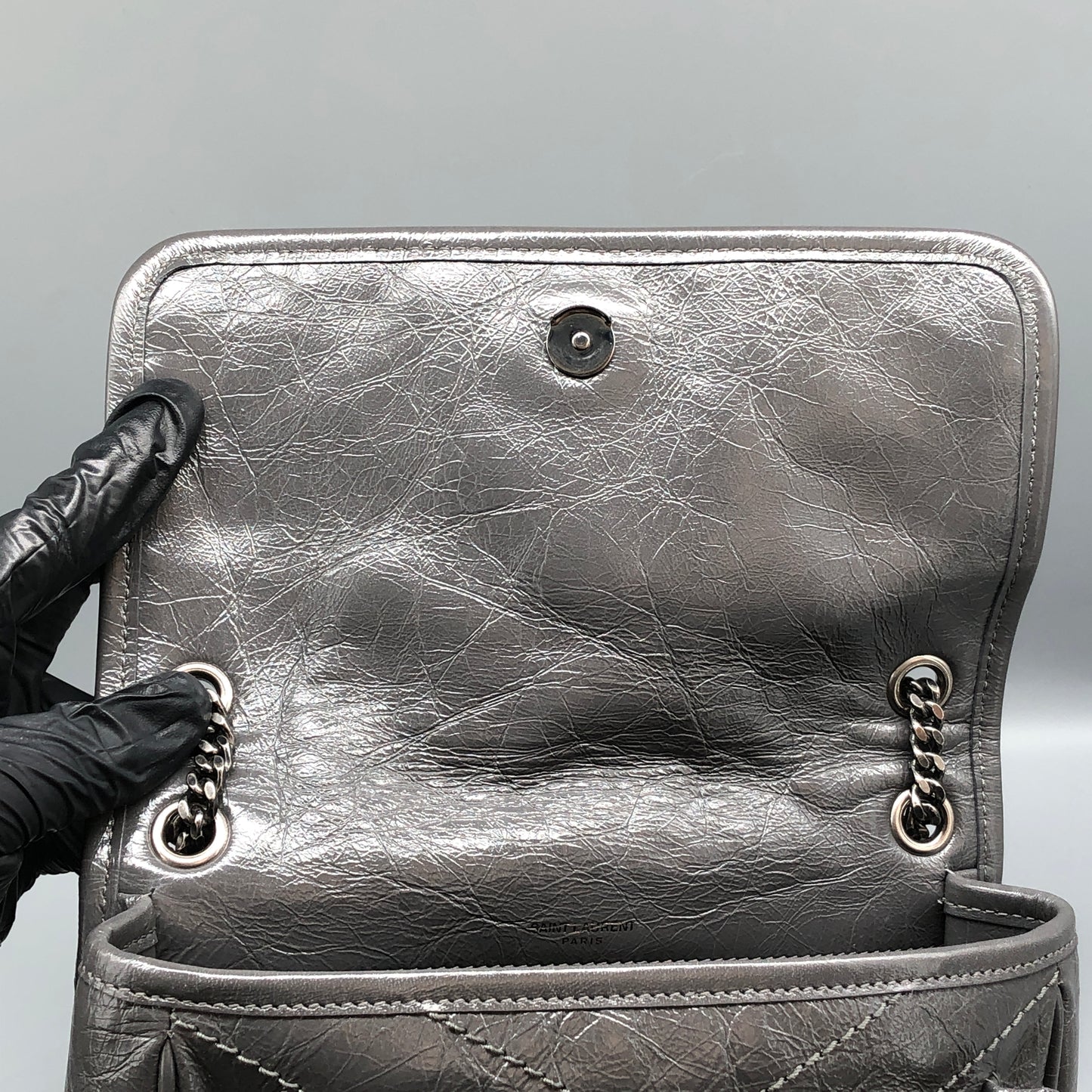 Saint Laurent Niki Medium Shoulder Bag Grey