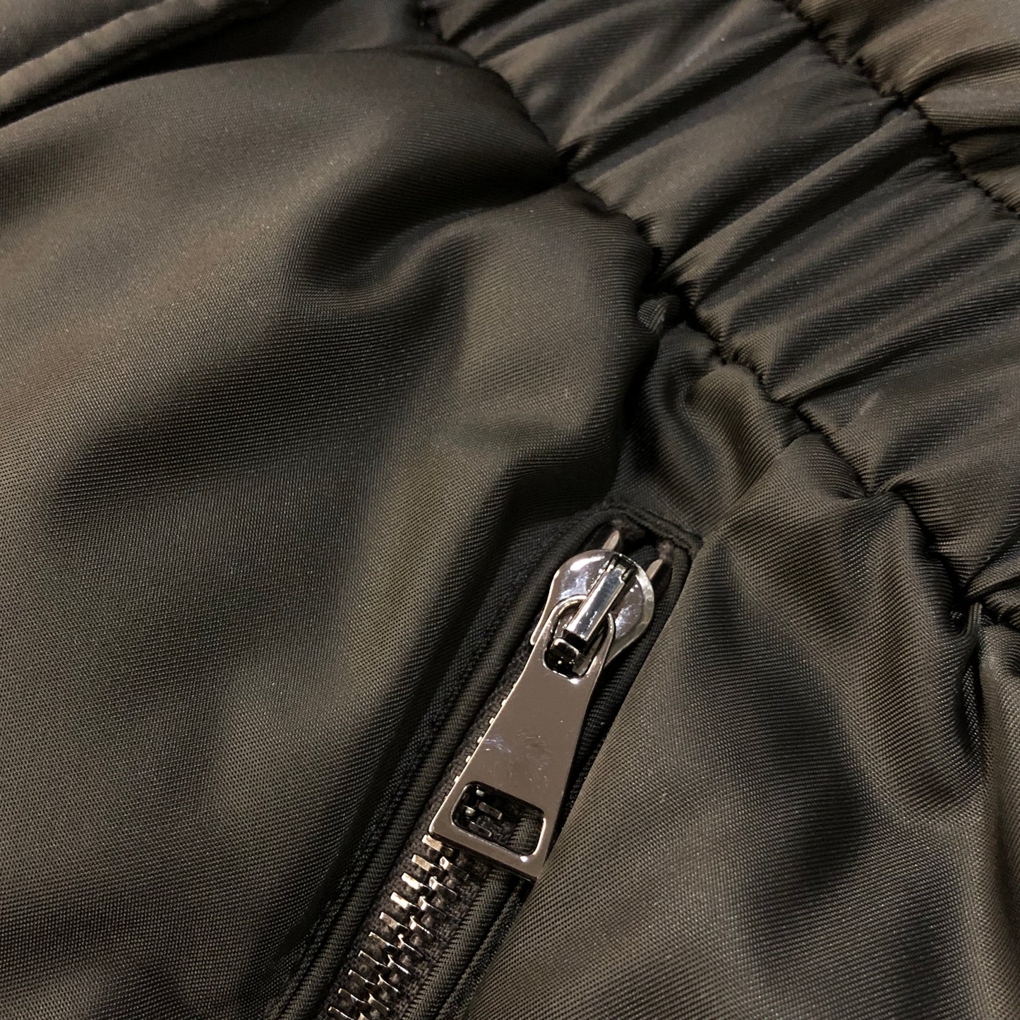Moncler Dark Green Drawstring Waist Hooded Down Jacket Szie 00