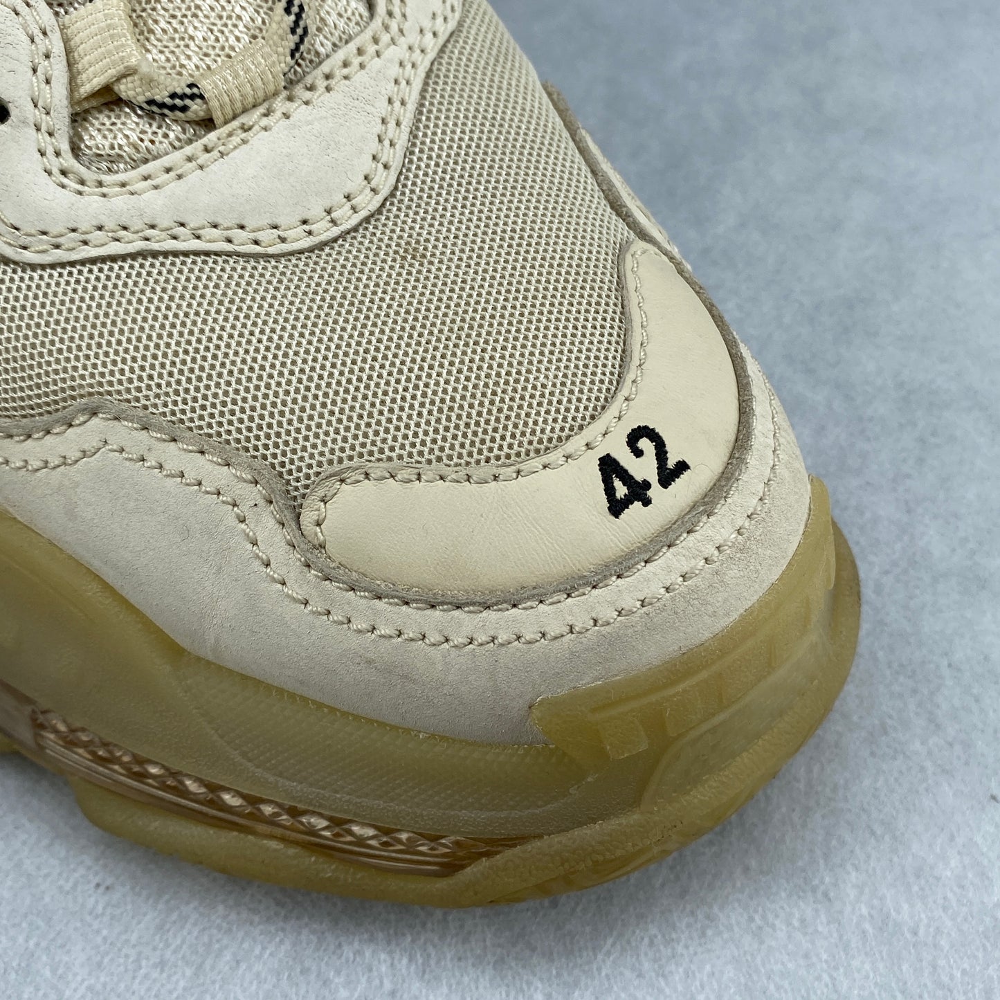 Balenciaga Men‘s Beige Triple S Sneakers Size 42