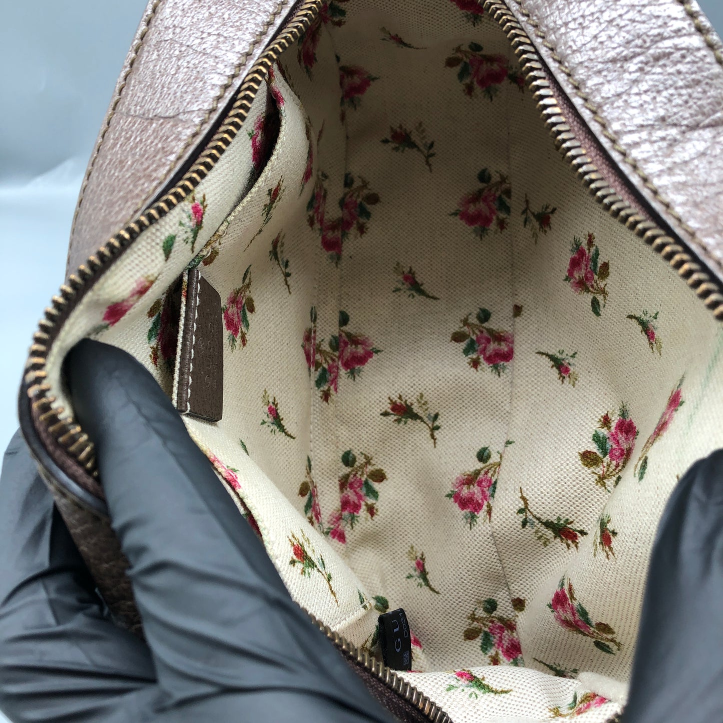 Gucci Beige/Brown GG Supreme Canvas Camera Bag