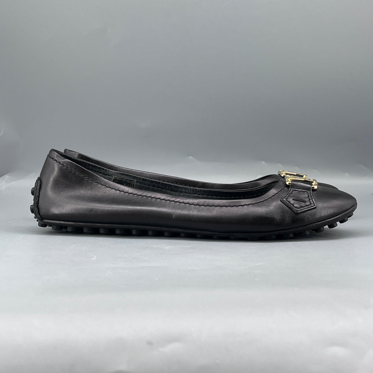Louis Vuitton Black Leather Ballet Flats size 37.5