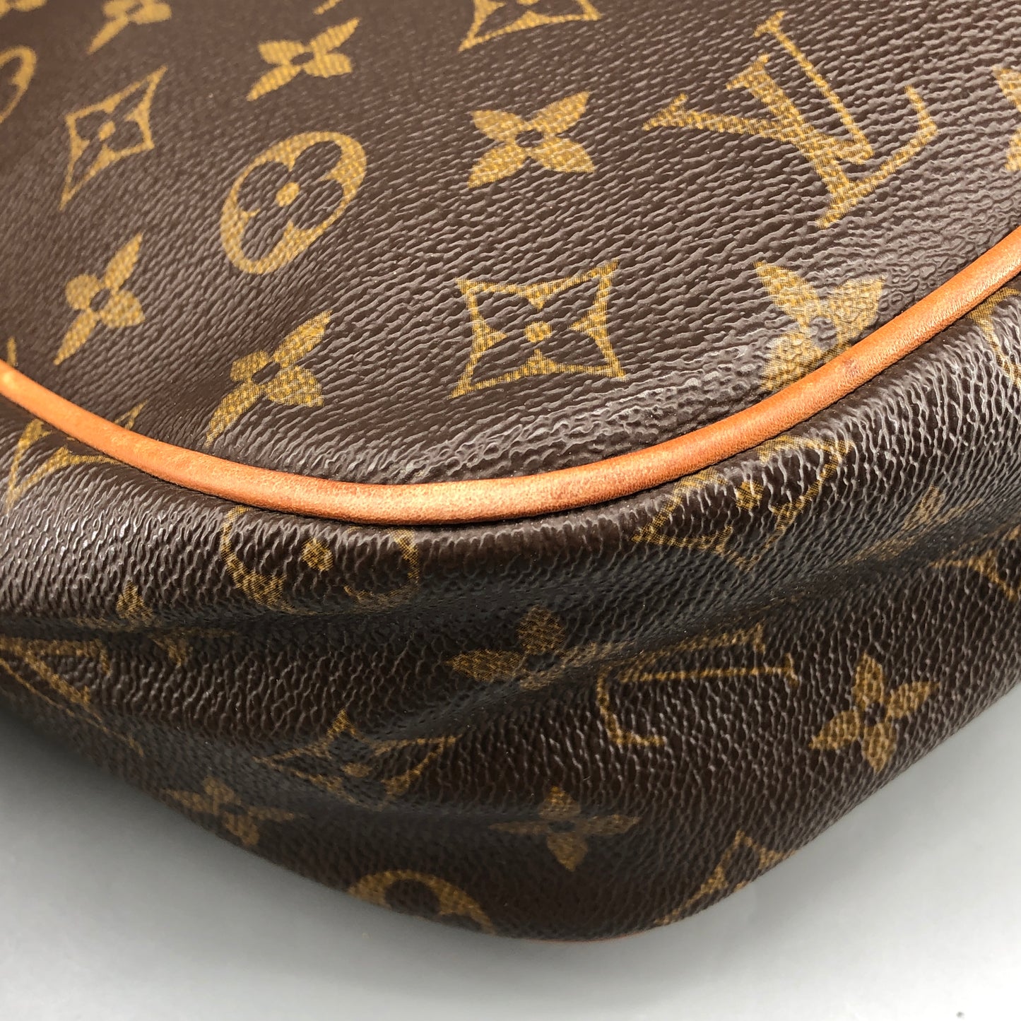 Louis Vuitton Hudson Monogram Canvas Shoulder Bag Brown