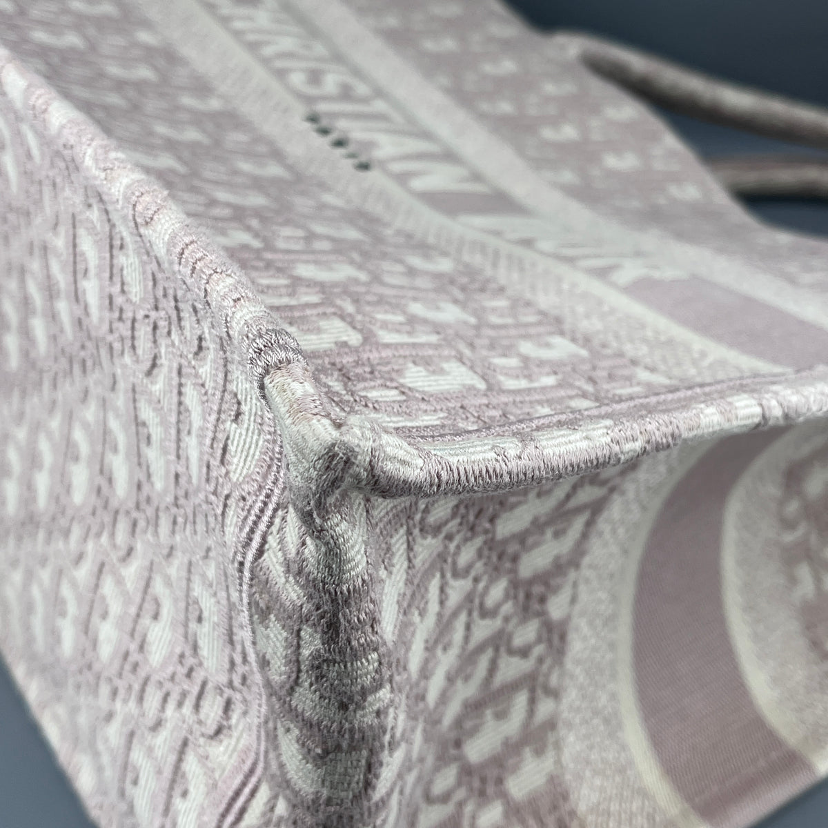 Christian Dior Oblique Medium Book Tote Rose Des Vents